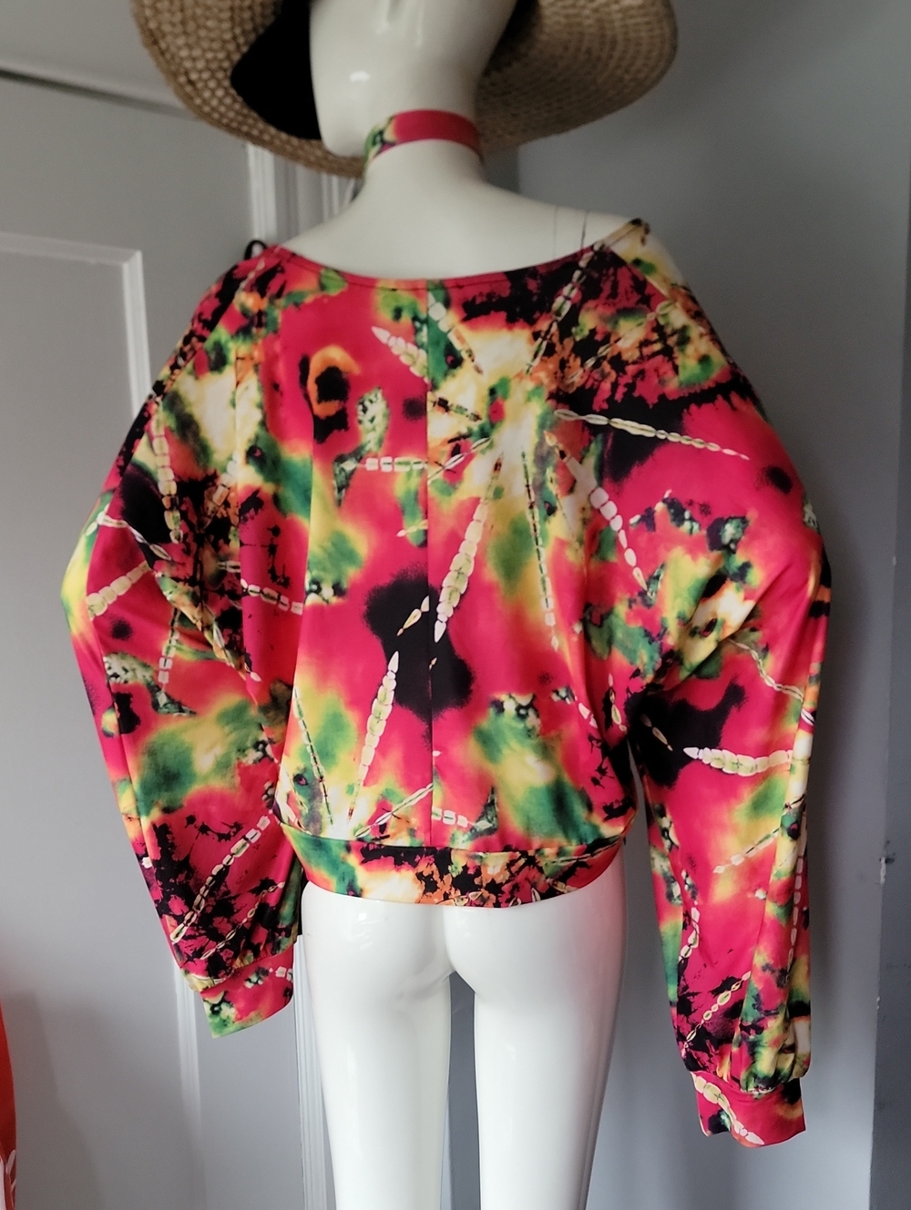 Geometric Top - Picture 3 of 12